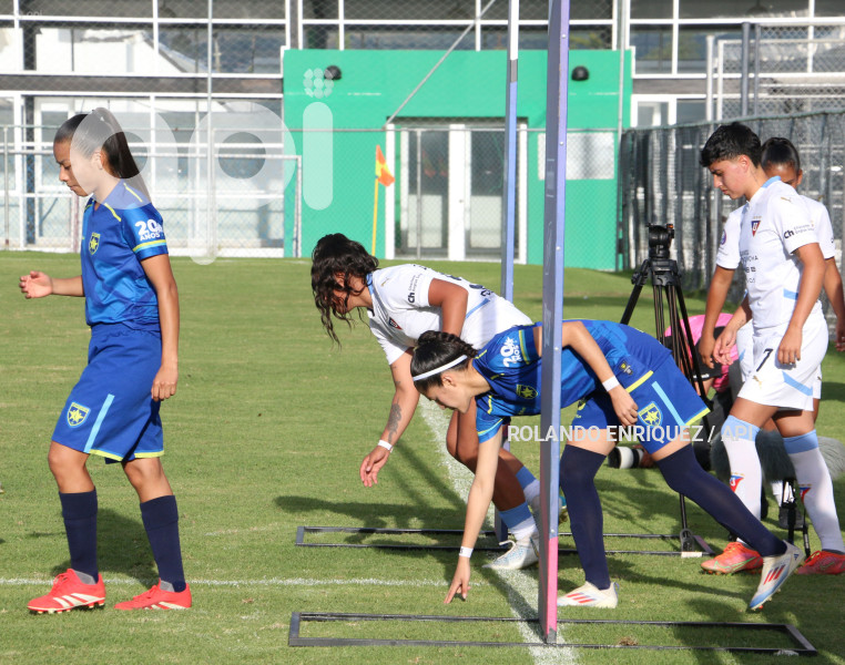 FBL SUPERLIGA FEMENINA ESPUCE VS L D U QUITO