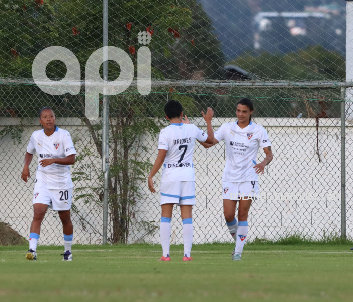 FBL SUPERLIGA FEMENINA ESPUCE VS L D U QUITO