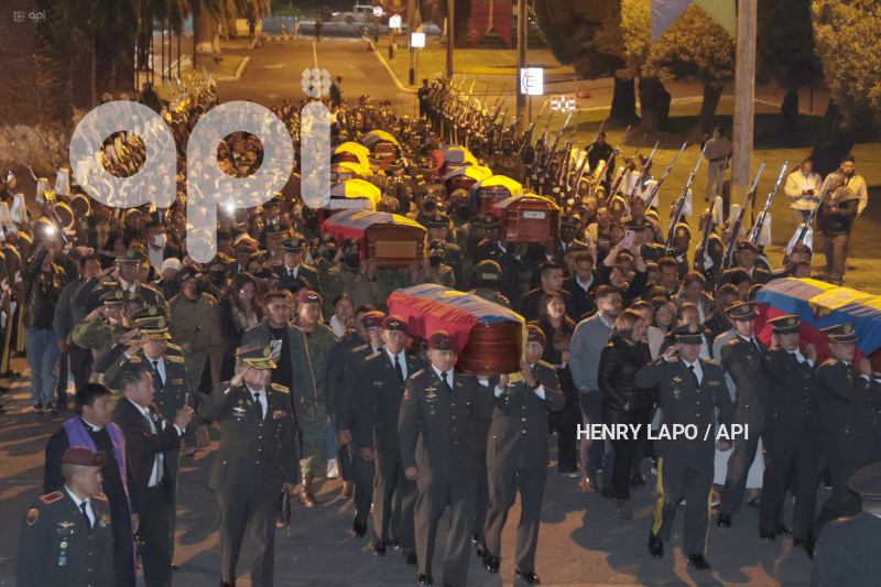 VELORIO MILITARES