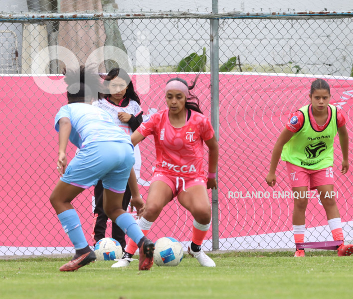 FBL SUPERLIGA FEMENINA NANAS VS MACARA