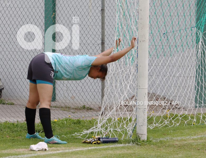 FBL SUPERLIGA FEMENINA NANAS VS MACARA
