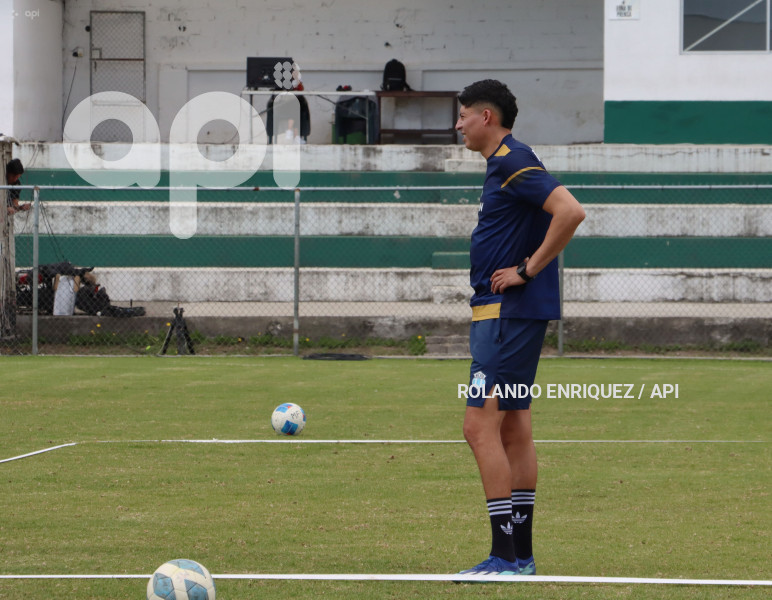 FBL SUPERLIGA FEMENINA NANAS VS MACARA