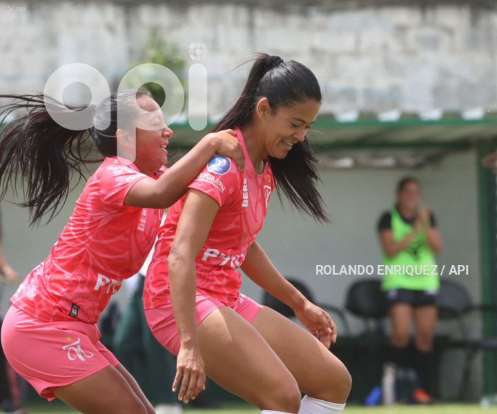 FBL SUPERLIGA FEMENINA NANAS VS MACARA