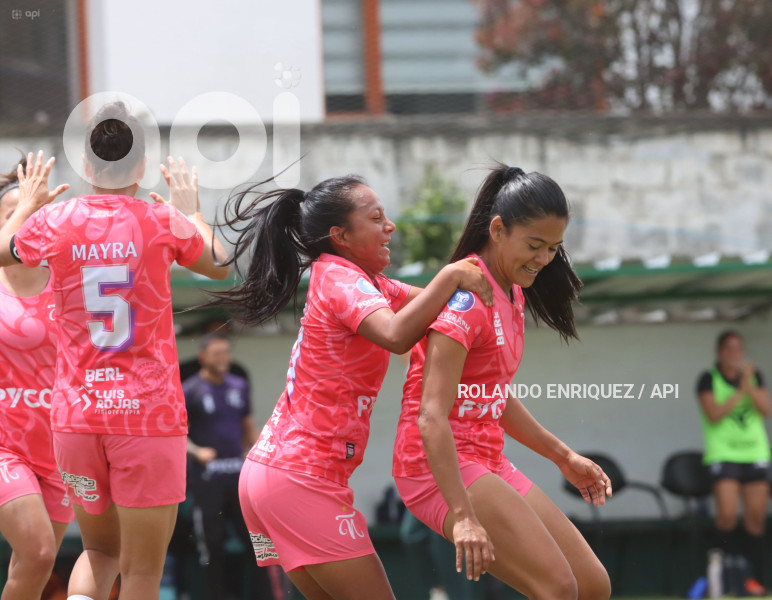 FBL SUPERLIGA FEMENINA NANAS VS MACARA