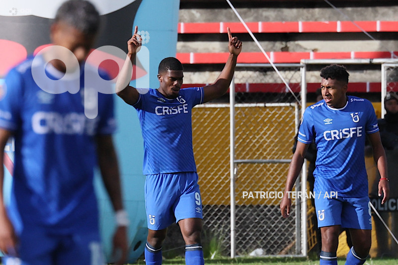 FBL LIGA PRO U CATOLICA VS BARCELONA