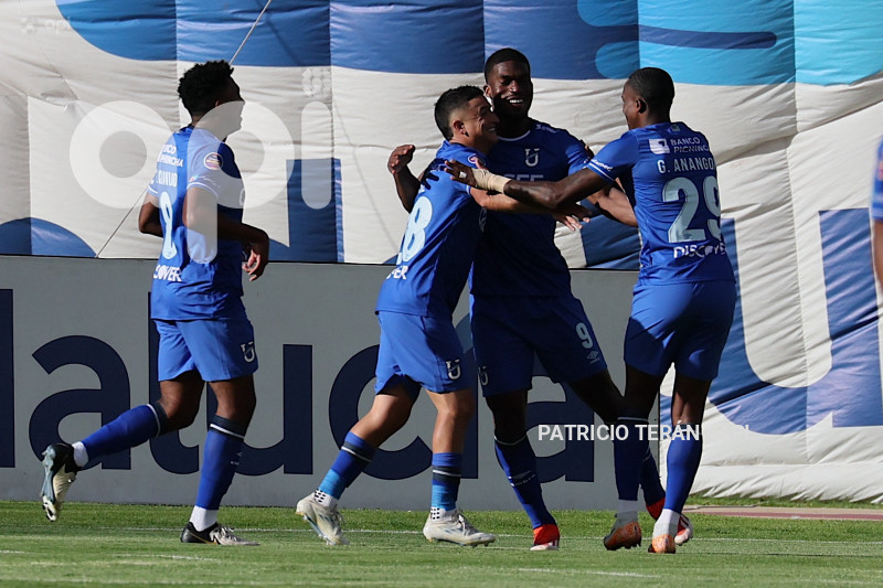 FBL LIGA PRO U CATOLICA VS BARCELONA