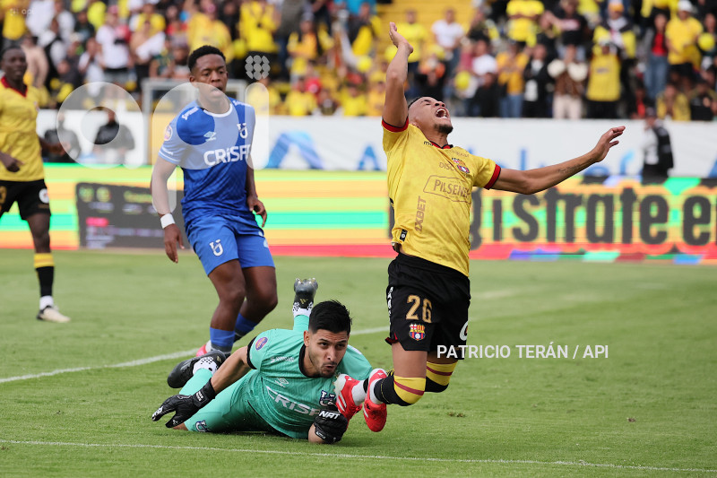 FBL LIGA PRO U CATOLICA VS BARCELONA