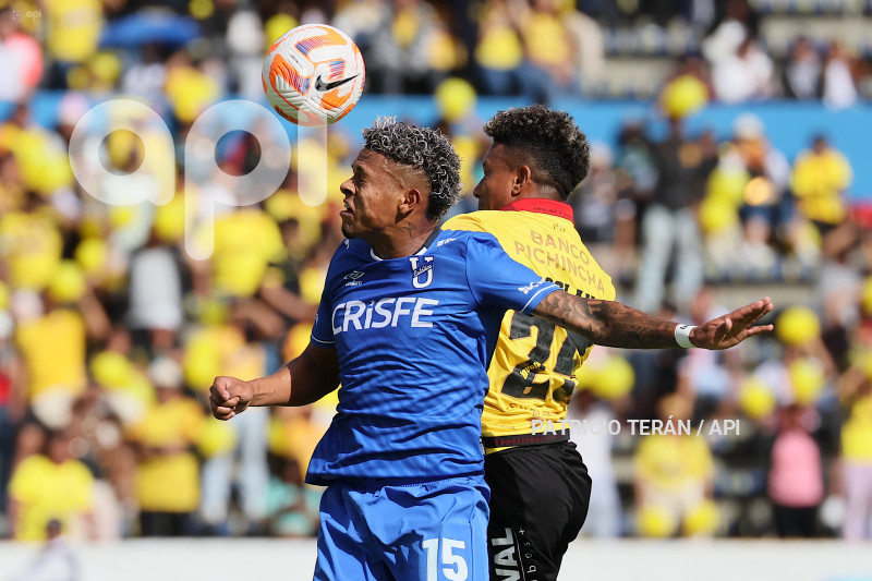 FBL LIGA PRO U CATOLICA VS BARCELONA