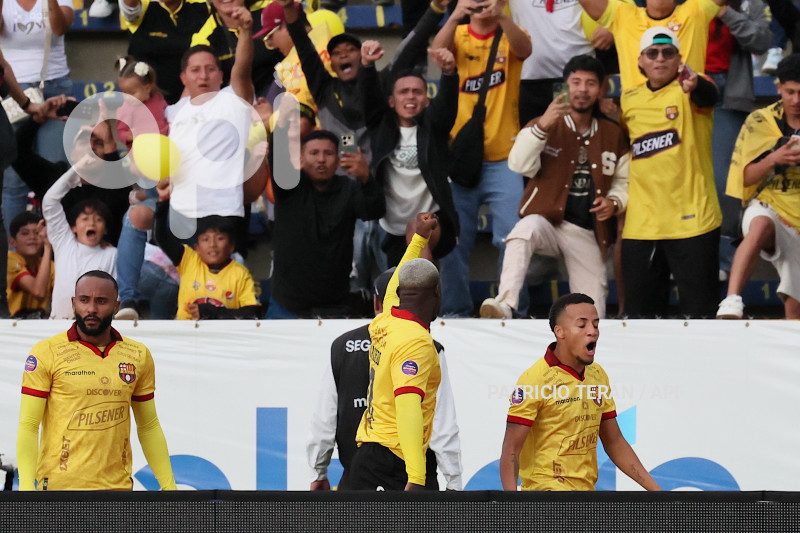 FBL LIGA PRO U CATOLICA VS BARCELONA