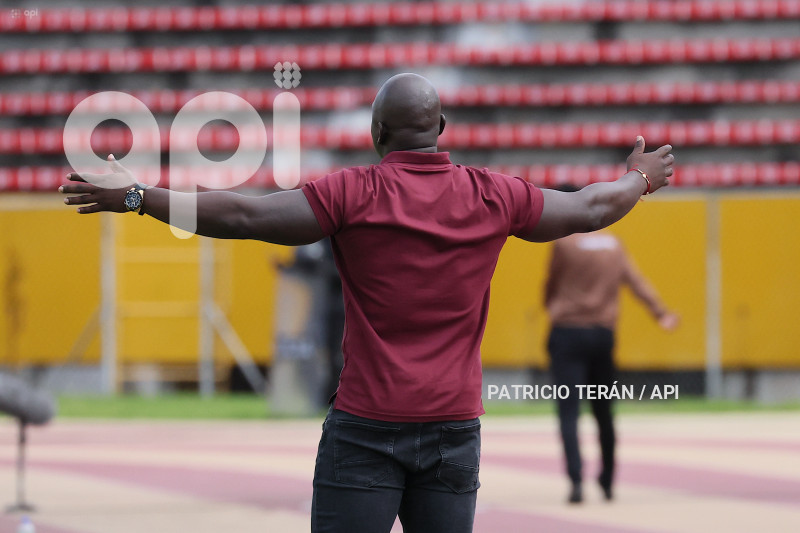 FBL LIGA PRO U CATOLICA VS BARCELONA