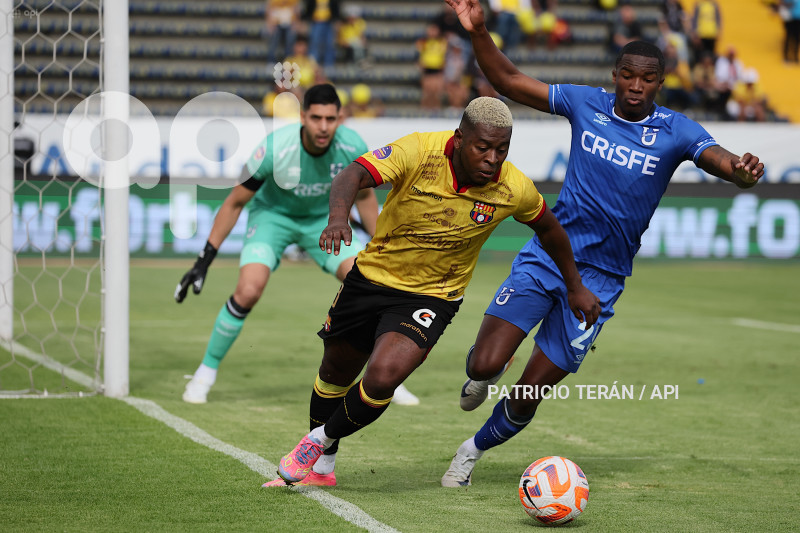 FBL LIGA PRO U CATOLICA VS BARCELONA