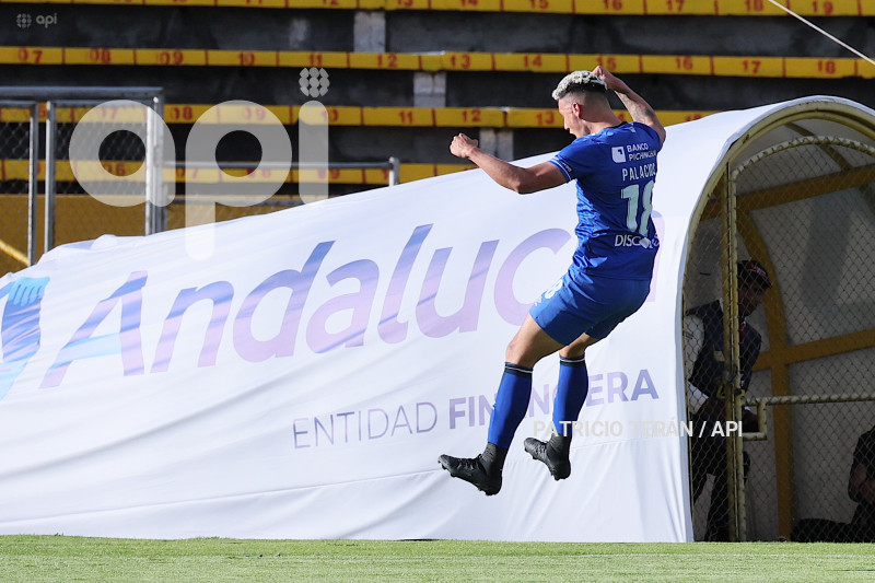 FBL LIGA PRO U CATOLICA VS BARCELONA