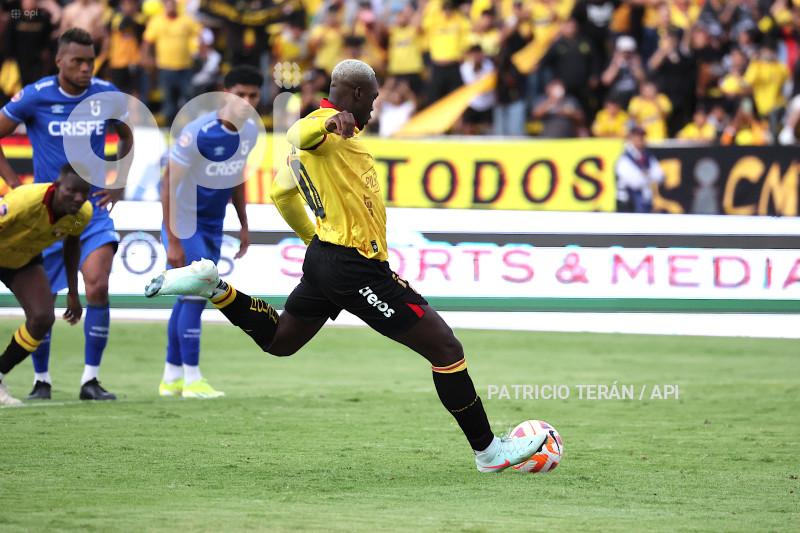FBL LIGA PRO U CATOLICA VS BARCELONA