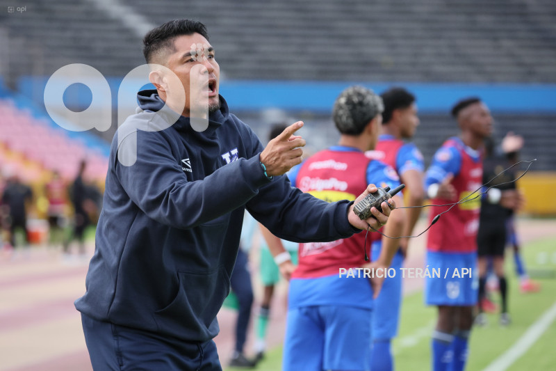 FBL LIGA PRO U CATOLICA VS BARCELONA
