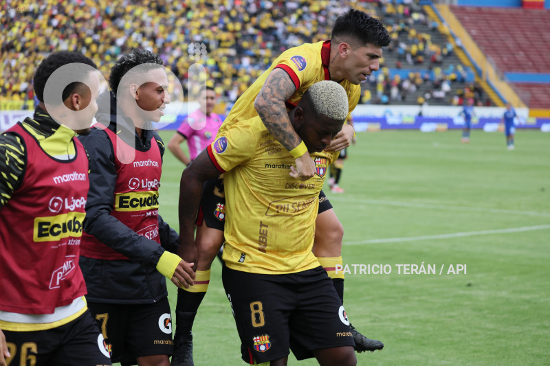 FBL LIGA PRO U CATOLICA VS BARCELONA