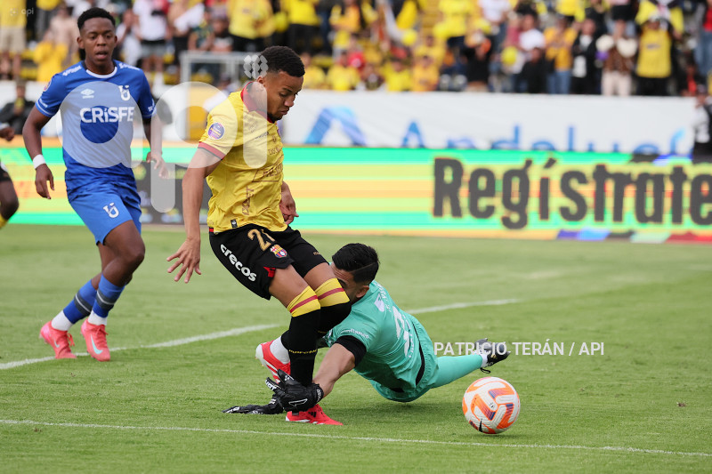 FBL LIGA PRO U CATOLICA VS BARCELONA