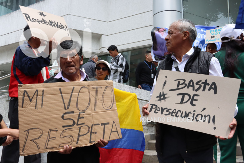 PRISILA ESCHETTINI CORTE CONSTITUCIONAL