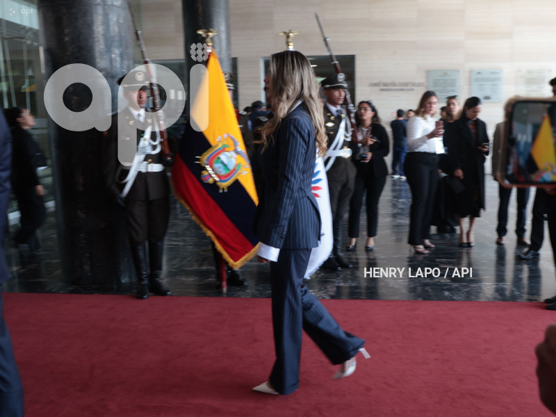 ASAMBLEA ALFOMBRA ROJA