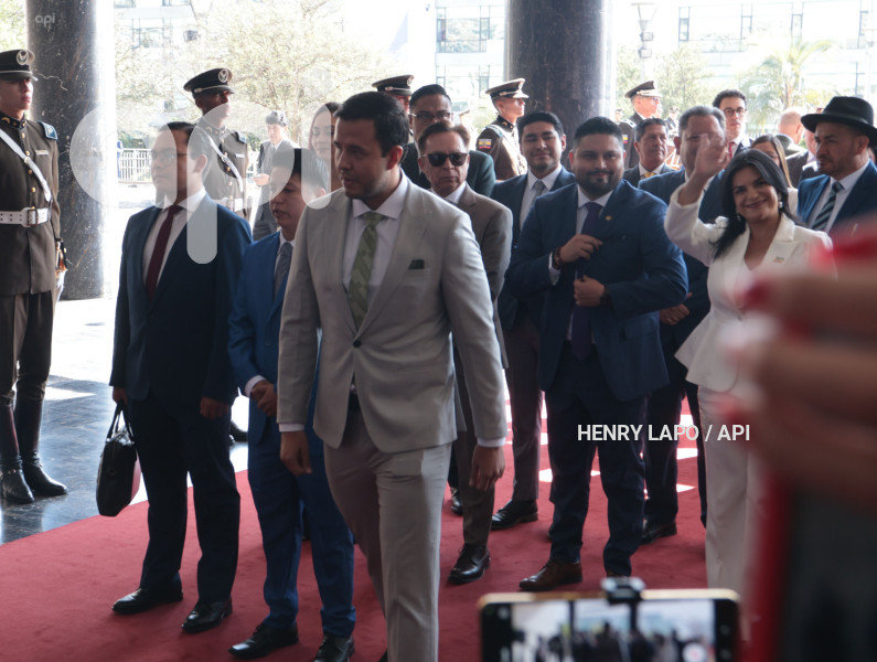 ASAMBLEA ALFOMBRA ROJA