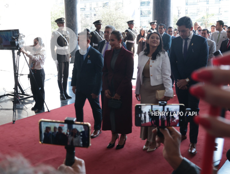 ASAMBLEA ALFOMBRA ROJA