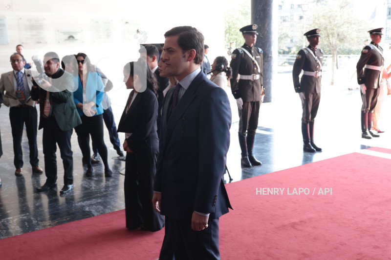 ASAMBLEA ALFOMBRA ROJA