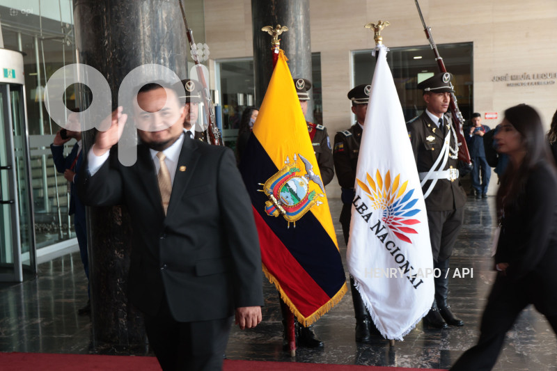 ASAMBLEA ALFOMBRA ROJA