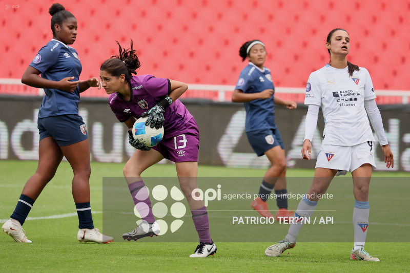 FBL SUPERLIGA FEMENINA LDU VS LEONES