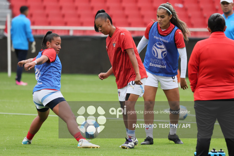 FBL SUPERLIGA FEMENINA LDU VS LEONES