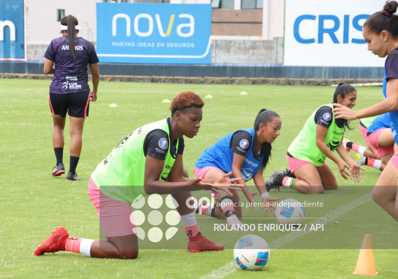 FBL SUPERLIGA FEMENINA CATOLICA VS NANAS