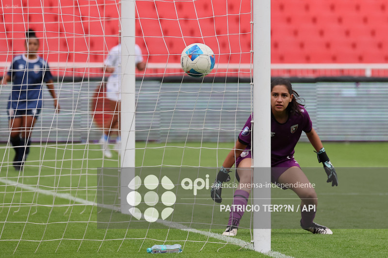 FBL SUPERLIGA FEMENINA LDU VS LEONES