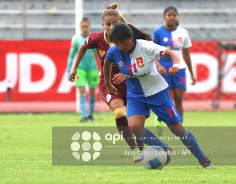 FBL-SUPERLIGA-DEPORTIVO IBARRA-VINO TINTO