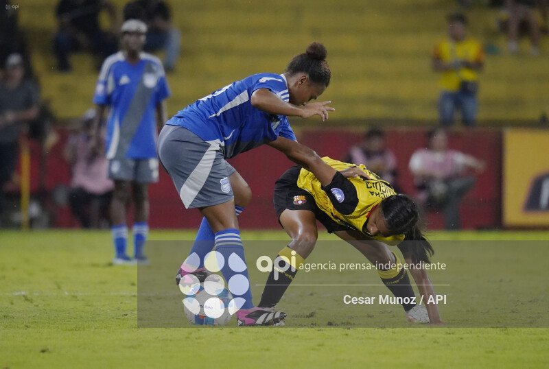FBL-SUPERLIGA-BARCELONA-EMELEC