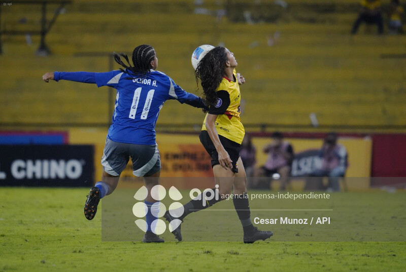 FBL-SUPERLIGA-BARCELONA-EMELEC