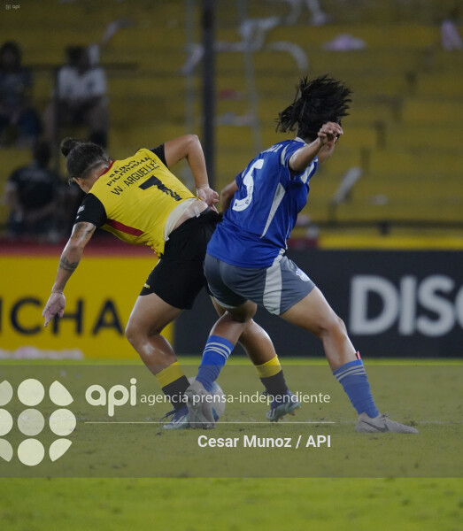 FBL-SUPERLIGA-BARCELONA-EMELEC