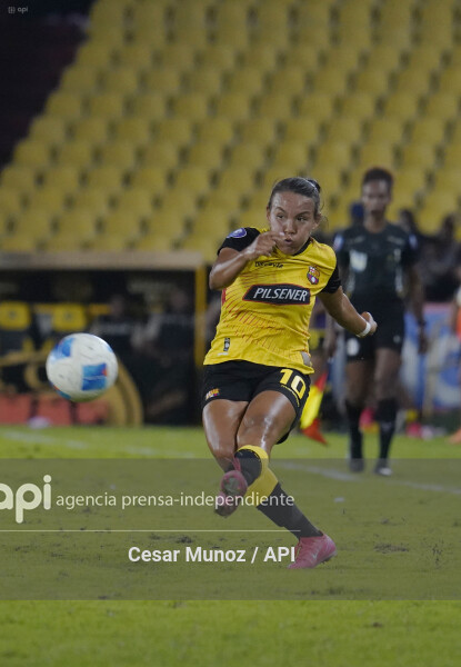 FBL-SUPERLIGA-BARCELONA-EMELEC
