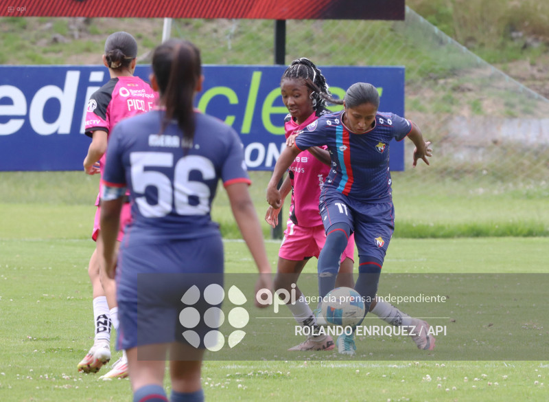 FBL SUPERLIGA FEMENINA NACIONAL VS DRAGONAS IDV