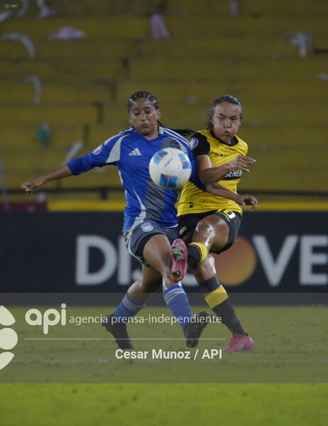 FBL-SUPERLIGA-BARCELONA-EMELEC