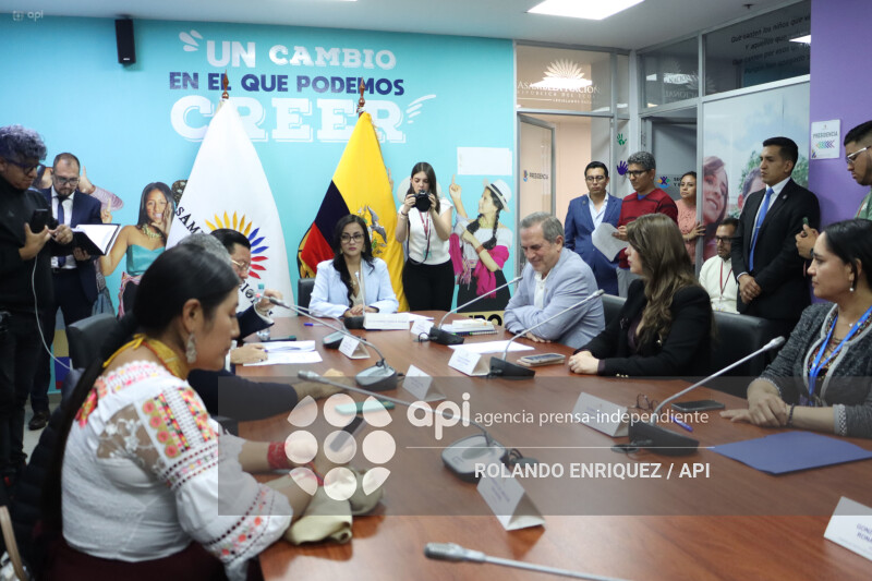 VIVIANA VELOZ PRESIDENTA COMISION NINEZ