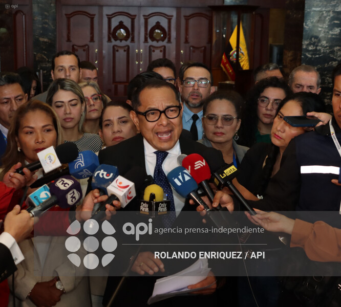 RUEDA DE PRENSA REVOLUCION CIUDADANA