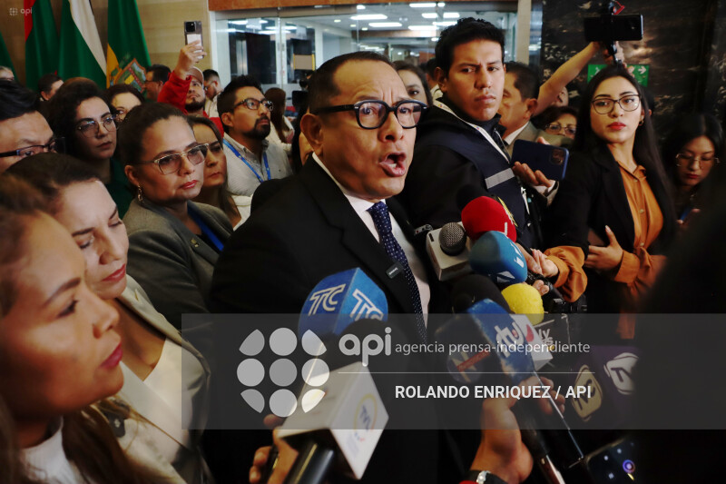RUEDA DE PRENSA REVOLUCION CIUDADANA
