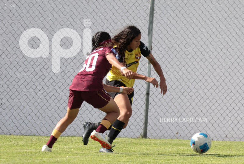 FBL SUPERLIGA FEMENINA VINOTINTO VS BARCELONA