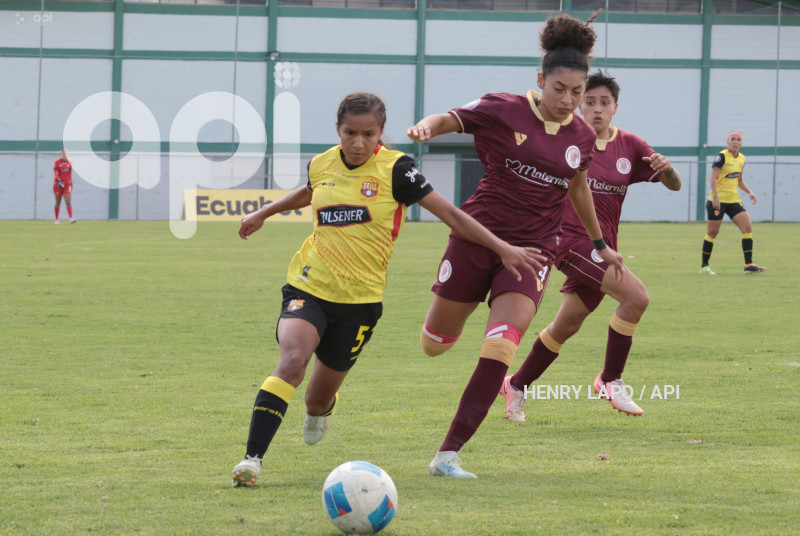 FBL SUPERLIGA FEMENINA VINOTINTO VS BARCELONA