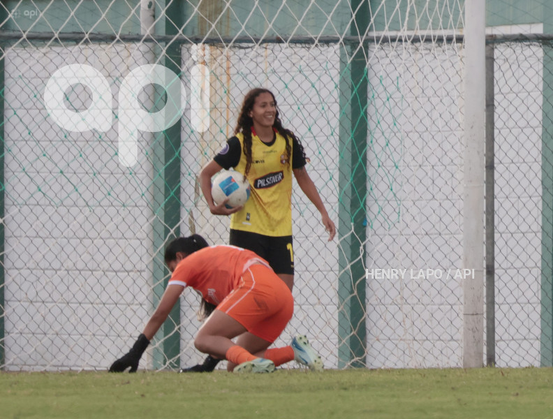 FBL SUPERLIGA FEMENINA VINOTINTO VS BARCELONA