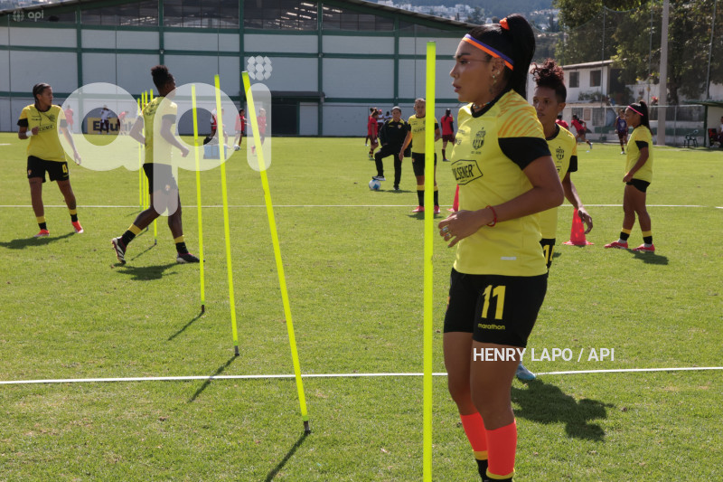 FBL SUPERLIGA FEMENINA VINOTINTO VS BARCELONA