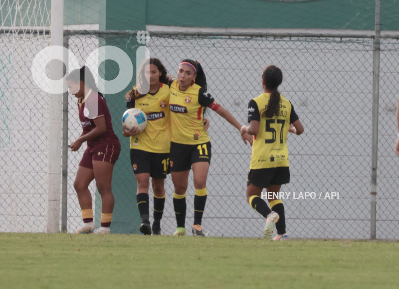 FBL SUPERLIGA FEMENINA VINOTINTO VS BARCELONA