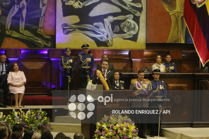 POSESION NOBOA ASAMBLEA