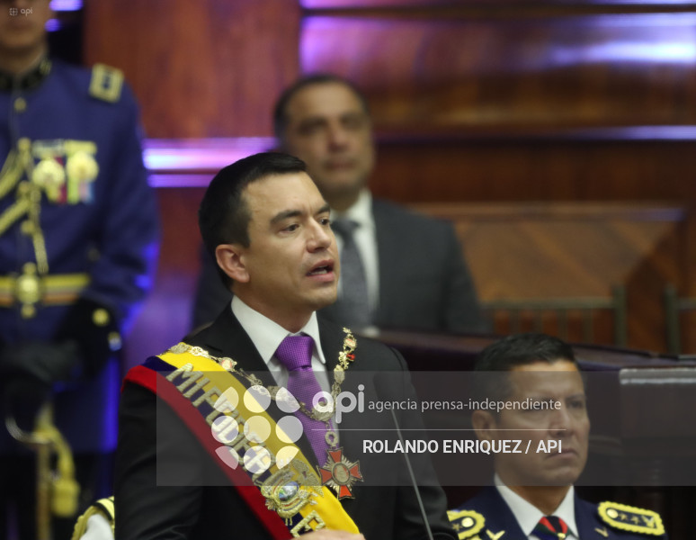 POSESION NOBOA ASAMBLEA