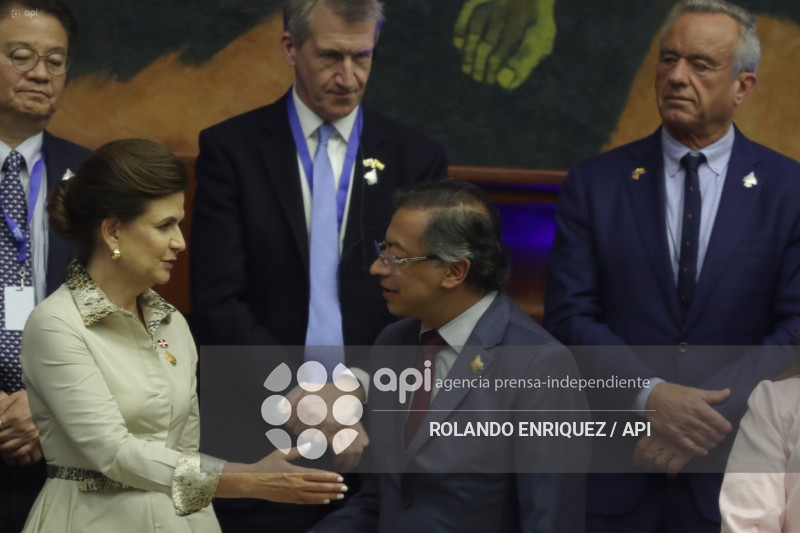 POSESION NOBOA ASAMBLEA