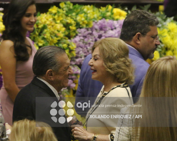 POSESION NOBOA ASAMBLEA