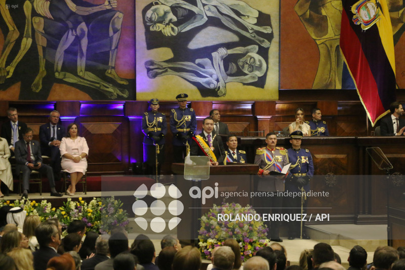 POSESION NOBOA ASAMBLEA